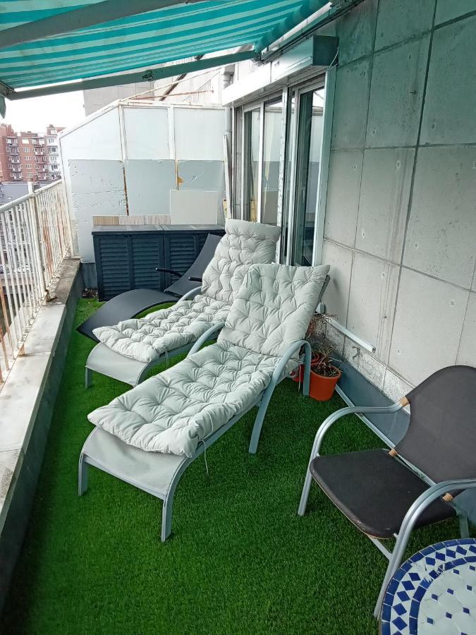 Liege Centre Mediacite Appartement Possible Parking Terrasse Immense 8Eme Pour 2 Personnes Extérieur photo