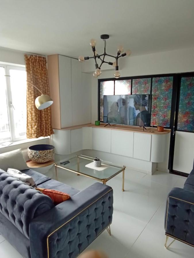 Liege Centre Mediacite Appartement Possible Parking Terrasse Immense 8Eme Pour 2 Personnes Extérieur photo