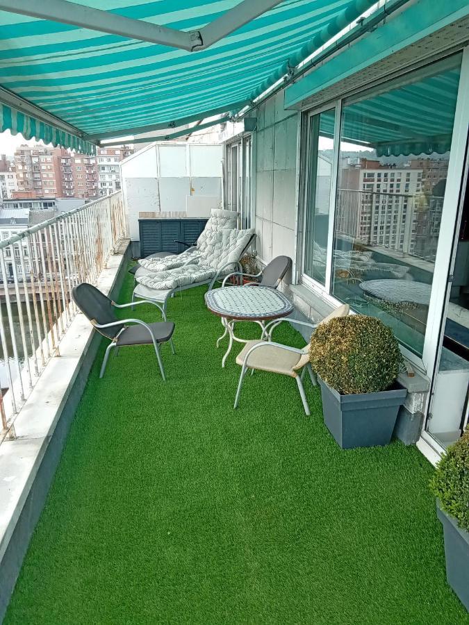 Liege Centre Mediacite Appartement Possible Parking Terrasse Immense 8Eme Pour 2 Personnes Extérieur photo